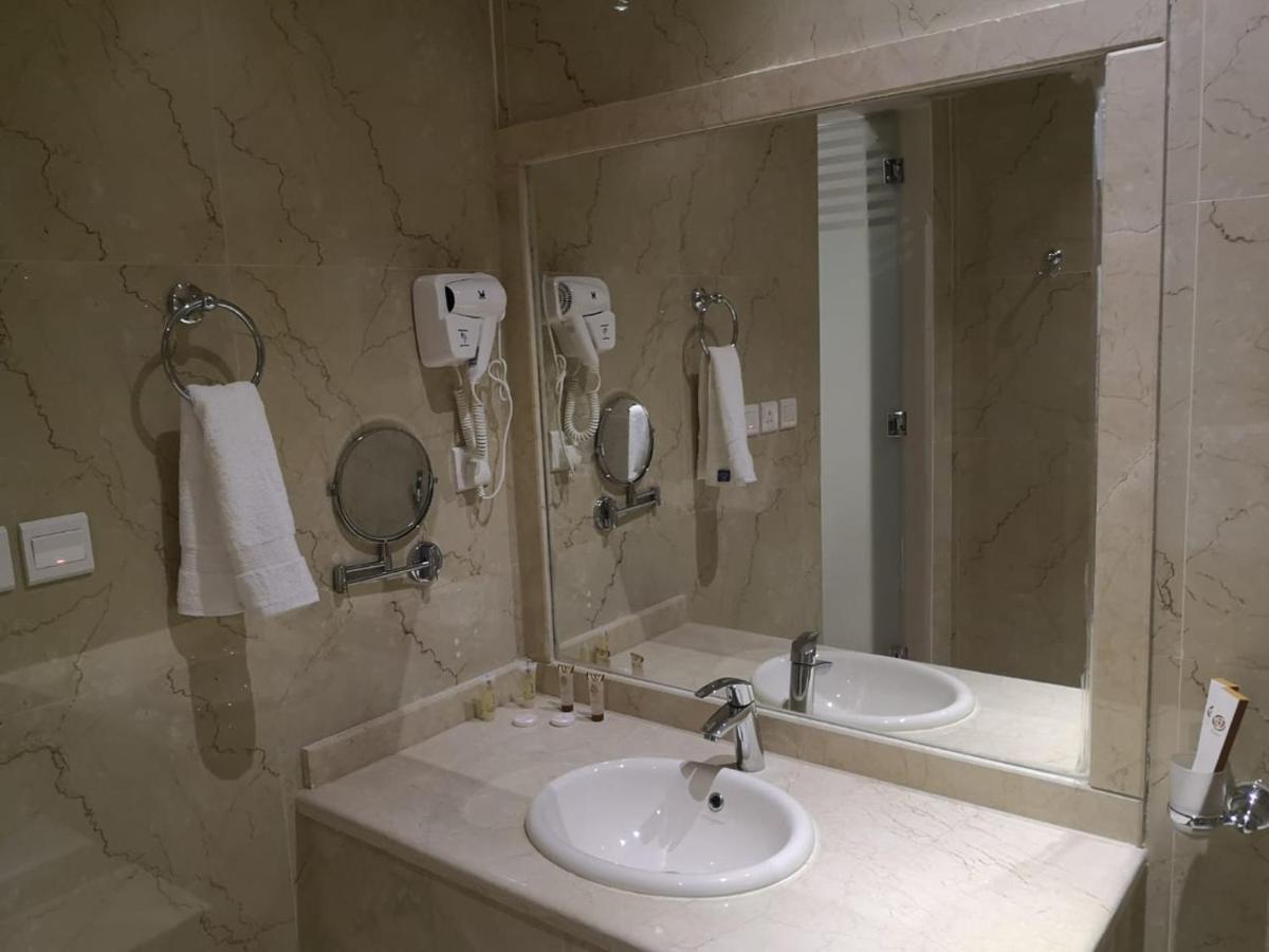 Makarem Hotel Apartments Ер-Ріяд Екстер'єр фото